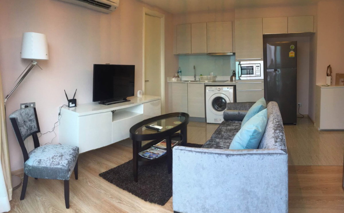 picture H Sukhumvit                      43 - 5/7