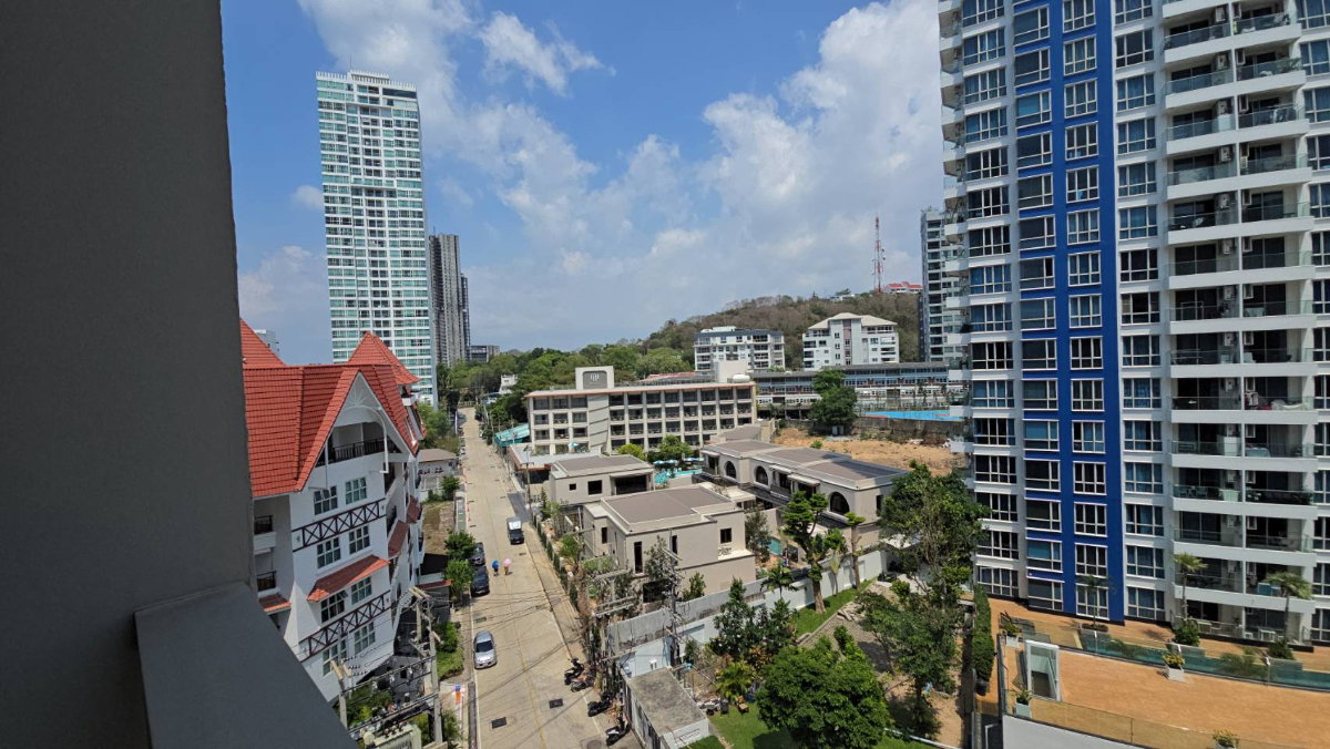 รูป Rare corner unit condo at The Cloud Pattaya, near the beach, for rent @Pratumnak. - รูปที่ 8/28