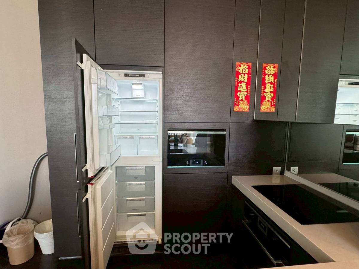 รูป คอนโด 2-ห้องนอน ที่ 28 ชิดลม ใกล้ BTS ชิดลม (ID 2255053) - รูปที่ 3/8