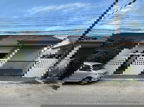 Renovated Twin House in Srisuchart 5, Samkong – Spacious & Move-in Ready at a Great Price!