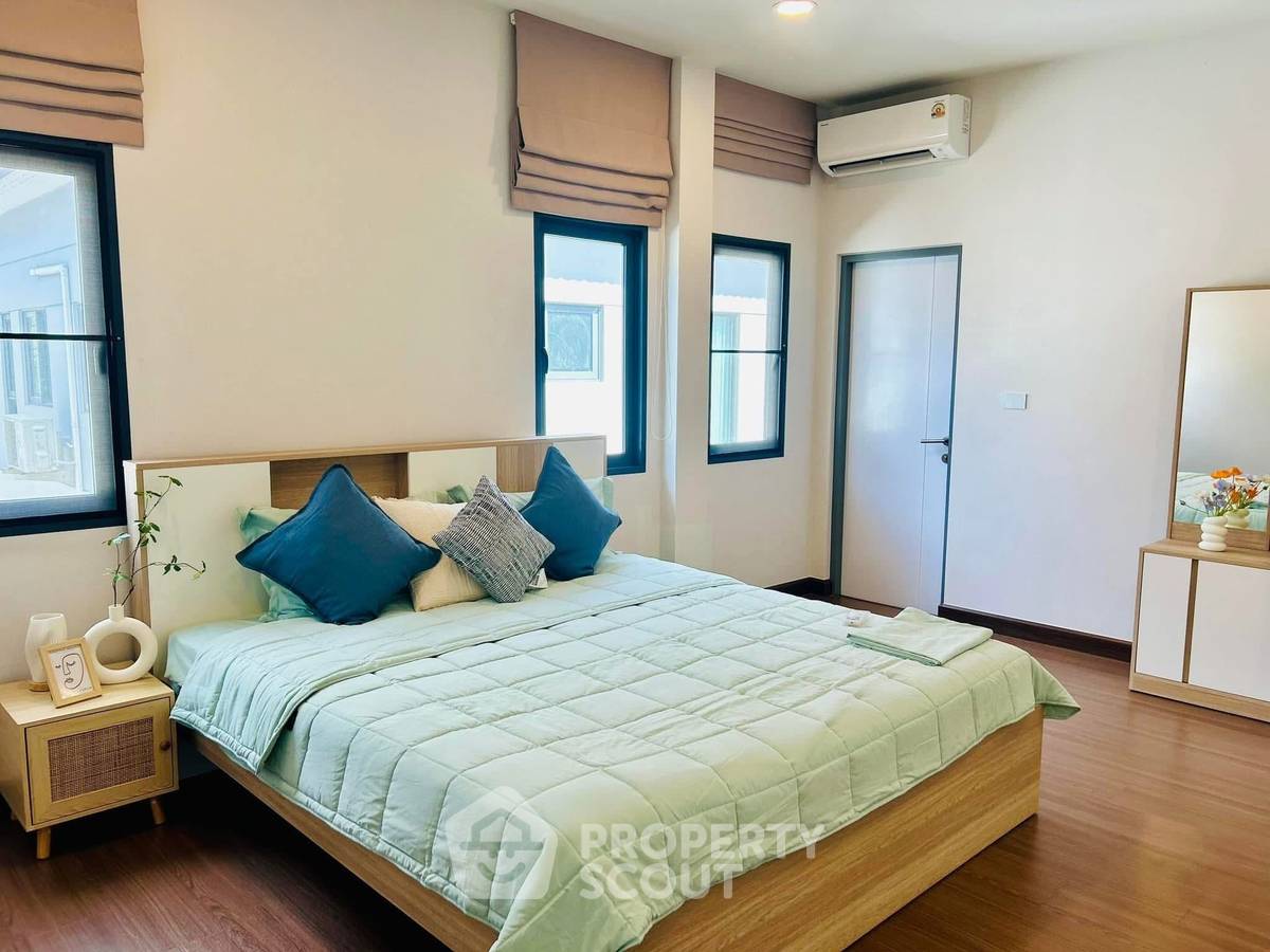รูป บ้าน 4-ห้องนอน ที่ เดอะ ซิตี้ บางนา ใน บางแก้ว (ID 2786503) - รูปที่ 8/9