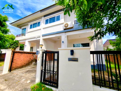 บ้านแฝด สมุทรปราการ : ขายบ้านแฝด เอโทล มัลดีฟส์ บีช ศรีนครินทร์-วงแหวน เนื้อที่ 39 ตร.ว. ทำเลดีเดินทางสะดวก ติดถนนหนามแดง-บางพลี ใกล้ทางด่วนวงแหวน ใกล้รถไฟฟ้า สายสีเหลือง