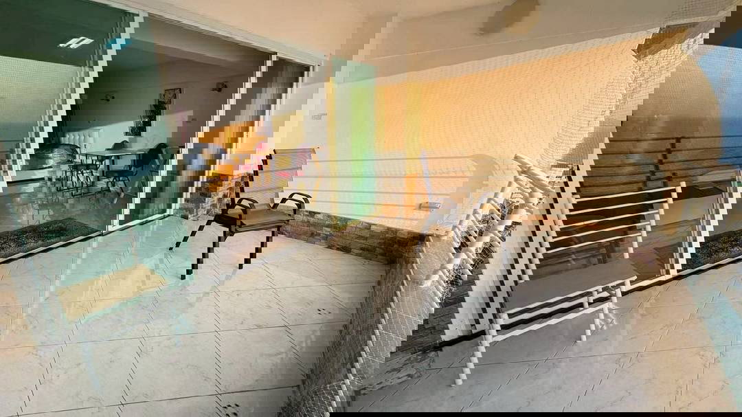 picture Jomtien Beachfront Condo with direct sea view - 2/6