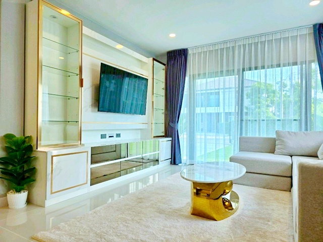 รูป บ้านหลังมุม บ้านเดี่ยว 2 ชั้น 4 นอน 5 น้ำ สนามบินดอนเมือง ช่างอากาศอุทิศ ใกล้ รร.นานาชาติ Harrow 800 ม. สนามบินดอนเมือง 100 ตร.ว.252 ตร.ม - รูปที่ 2/8