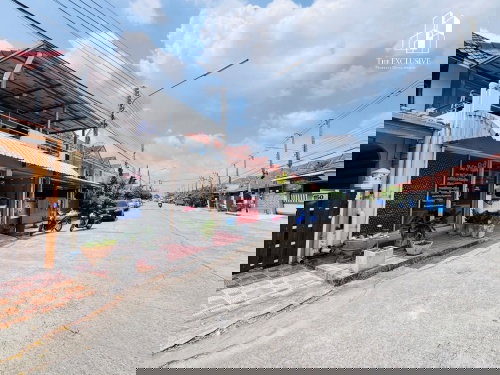 รูป  ขายด่วนทาวน์เฮ้าส์ หมู่บ้าน พฤกษา 32 ลำลูกกาคลอง 6 ถนนหลัก ต่อรองได้ ราคาถูก 19.5 ตรว   120.00 ตรม.   3 นอน  2 น้ำ - รูปที่ 2/9