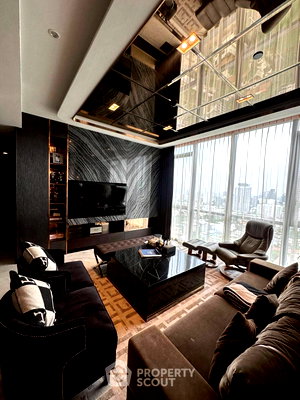 Condos for sale Watthana : 2-BR Condo at The Monument Thonglo close to Thong Lo (ID 2778510)