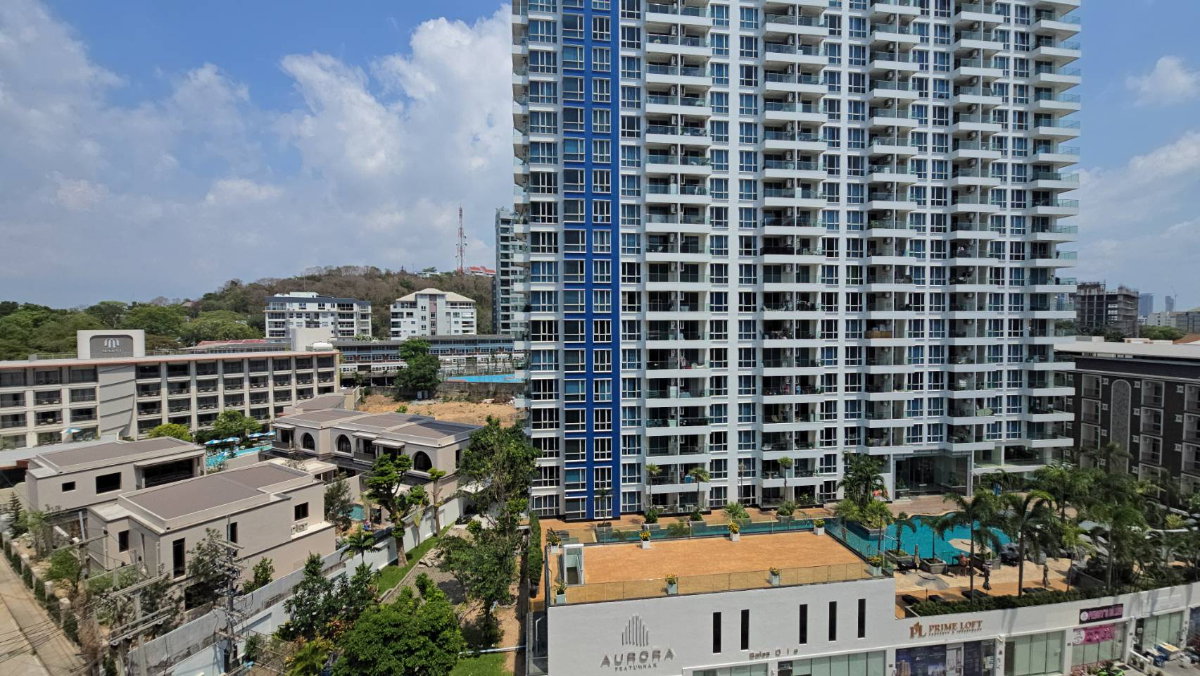 รูป Rare corner unit condo at The Cloud Pattaya, near the beach, for rent @Pratumnak. - รูปที่ 9/28