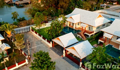 Houses for rent Chonburi : 3 Bedrooms Pool Villa for rent at Amorn Village 6167286