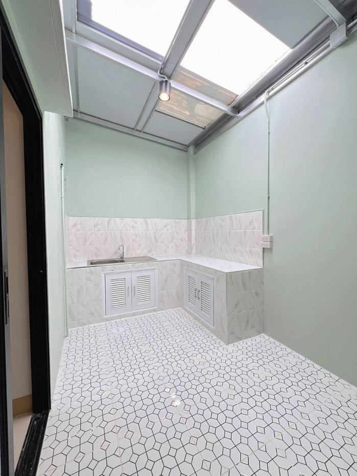 รูป ขายทาวน์เฮาส์วงศ์ชัยนคร บางรักใหญ่ 18 ตร.ว. ใกล้ MRT บางรักใหญ่ 800 ม. มีเทอเรส ฟรีโอน - รูปที่ 10/20