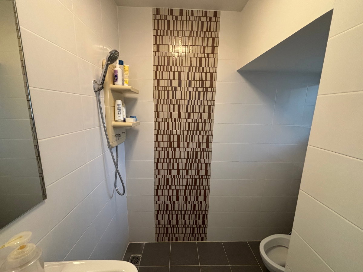 รูป ทาวน์โฮม 2 ชั้น Grande Pleno รัตนาธิเบศร์ หลังมุม พื้นที่ใหญ่สุดของบ้านทาวน์โฮมในโครงการที่กำลังขาย - รูปที่ 15/27