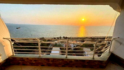 ขายคอนโด : คอนโดมิเนี่ยมติดหาดจอมเทียน ชั้นสูงวิวทะเลไม่มีอะไรบดบัง สตูดิโอ ห้องใหญ่ 55 ตารางเมตร