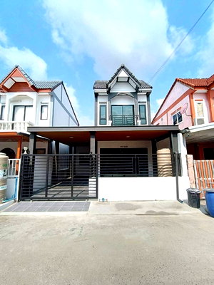 ทาวน์โฮม กรุงเทพมหานคร : ขายบ้านเดี่ยวรีโนเวทใหม่มือสอง