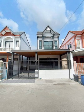 ขายบ้านเดี่ยวรีโนเวทใหม่มือสอง