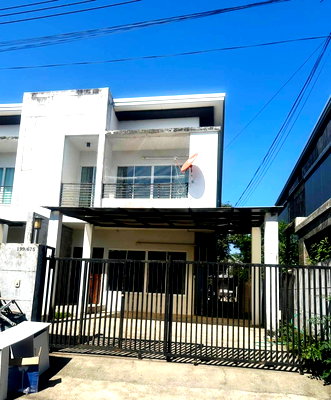 Twin houses for rent Chiang Mai : House for rent! Lanna ville ,Saraphisea ,Near Nis,  Napa School 