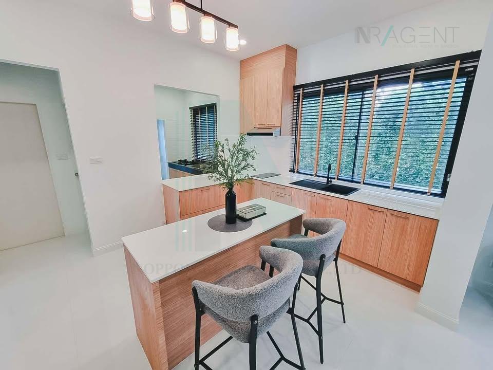 รูป 📌 ให้เช่าบ้านเดี่ยว 2 ชั้น เพอร์เฟค มาสเตอร์พีซ สุขุมวิท 77 5 ห้องนอน 5 ห้องน้ำ - รูปที่ 4/8