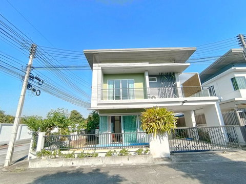 ให้เช่าบ้านเดี่ยว หลังมุม ม.ซีซั่นวัลเล่ย์ สวนเสือ ศรีราชา