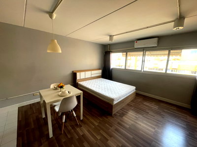 เช่าคอนโด ปากเกร็ด นนทบุรี : เช่าคุ้มสุดห้องแต่งใหม่ ป๊อปปูล่า คอนโด ชั้น 14 วิวใน ราคาเพียง 4,300 บาท