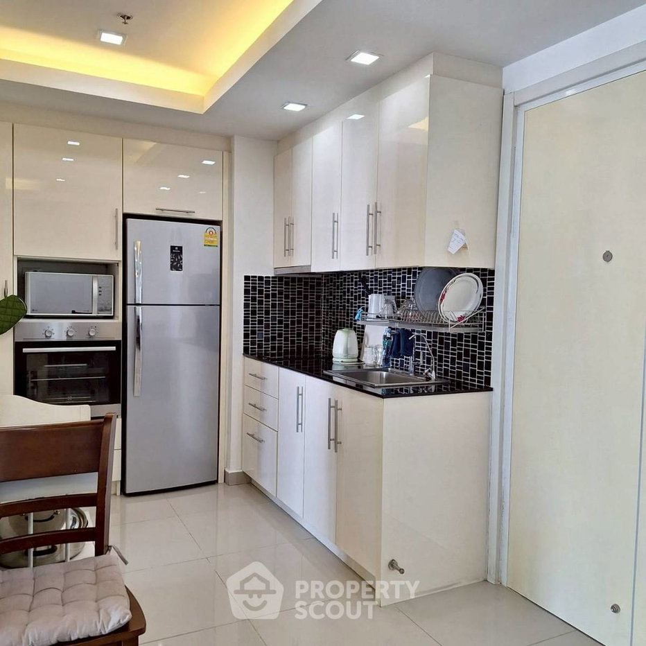 รูป คอนโด 1-ห้องนอน ที่ โคซี่ บีช วิว ใกล้ ถนนพระตำหนัก พัทยา (ID 2785967) - รูปที่ 2/8