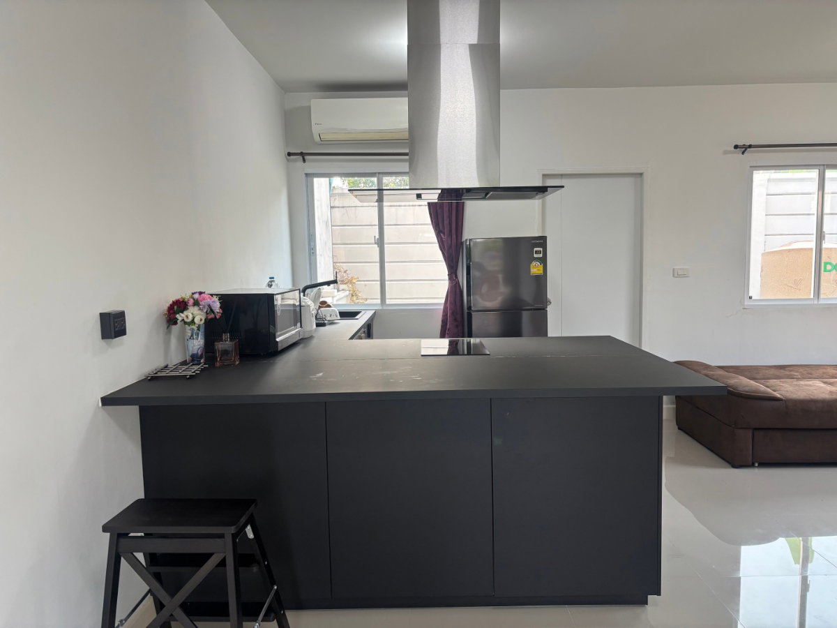 รูป ทาวน์โฮม 2 ชั้น Grande Pleno รัตนาธิเบศร์ หลังมุม พื้นที่ใหญ่สุดของบ้านทาวน์โฮมในโครงการที่กำลังขาย - รูปที่ 8/27