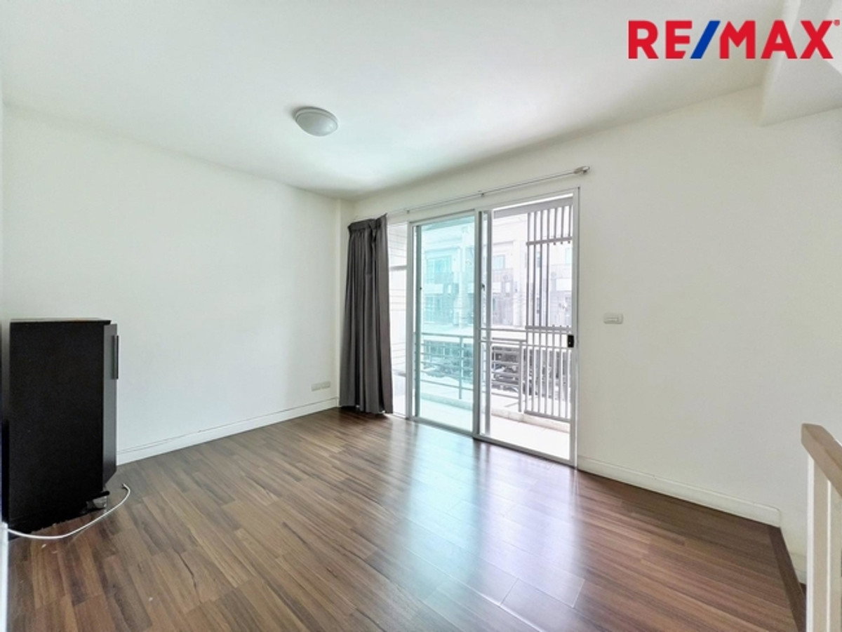 รูป โครงการ Town Avenue พระราม 9 (กรุงเทพกรีฑา ซอย 7) ใกล้โรงเรียนนานาชาติเวลลิงตัน และ โรงเรียนนานาชาติไบรท์ตัน คอลเลจ - รูปที่ 22/48