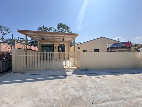 บ้านใหม่เกาะสิเหร่ ใกล้เมือง บรรยากาศดี เริ่มต้นเพียง 2.69 ล้าน!