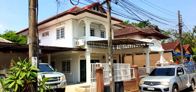 เช่าบ้านเดี่ยว ถนนโพธิ์แก้ว : โฮมออฟฟิศทำใหม่เอี่ยม ที่จอดรถ 4 คัน ติดถนนประเสริฐมนูกิจ 42