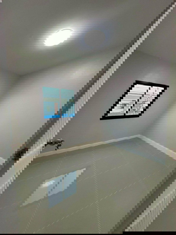 รูป ขายทาวน์เฮาส์พฤกษา 64/2 คลองสาม หลังมุม 24 ตร.ว. แต่งใหม่พร้อมอยู่ ฟรีโอน - รูปที่ 15/17