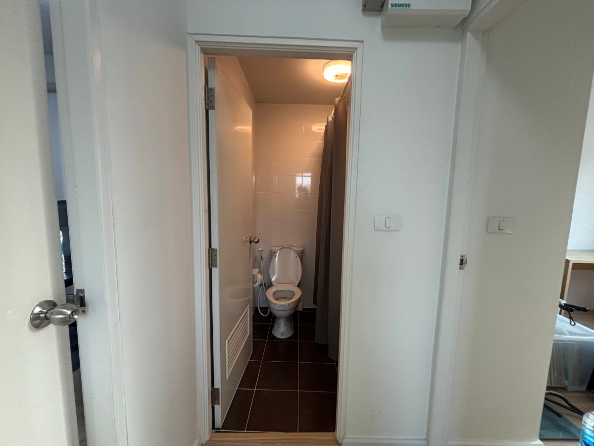 รูป ทาวน์โฮม 2 ชั้น Grande Pleno รัตนาธิเบศร์ หลังมุม พื้นที่ใหญ่สุดของบ้านทาวน์โฮมในโครงการที่กำลังขาย - รูปที่ 21/27