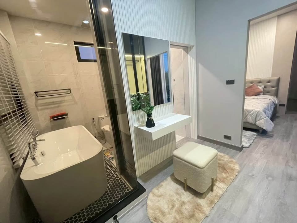 รูป ให้เช่าพูลวิลล่า โครงการคุ้มผญาการ์เด้นโฮม พูลวิลลาหรูสไตล์โมเดิร์นพร้อมดีไซน์สไตล์ เรียบง่าย หรูหรา ตามหลักฮวงจุ้ย ใกล้กาดฝรั่งวิลเลจ-RW007844 - รูปที่ 23/37