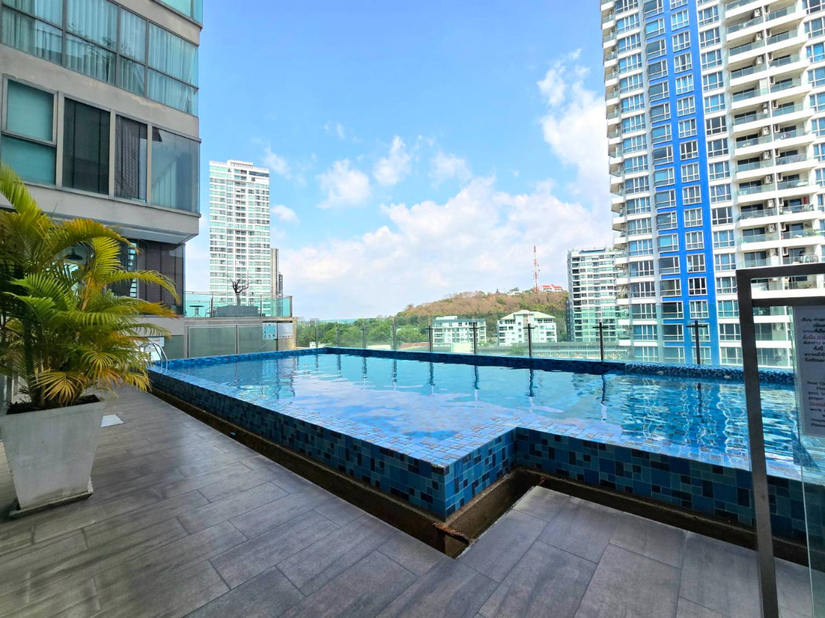 รูป Rare corner unit condo at The Cloud Pattaya, near the beach, for rent @Pratumnak. - รูปที่ 25/28
