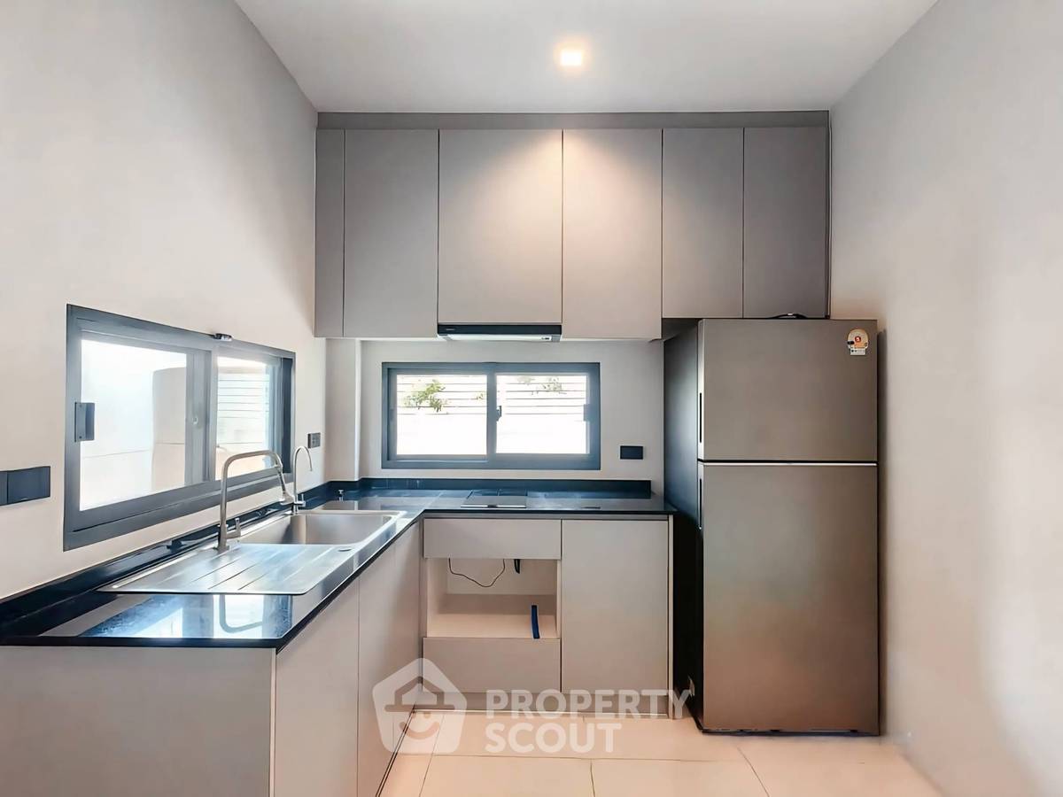 รูป บ้าน 4-ห้องนอน ที่ บางกอก บูเลอวาร์ด บางนา กม.5 ใน บางแก้ว (ID 2786843) - รูปที่ 12/19