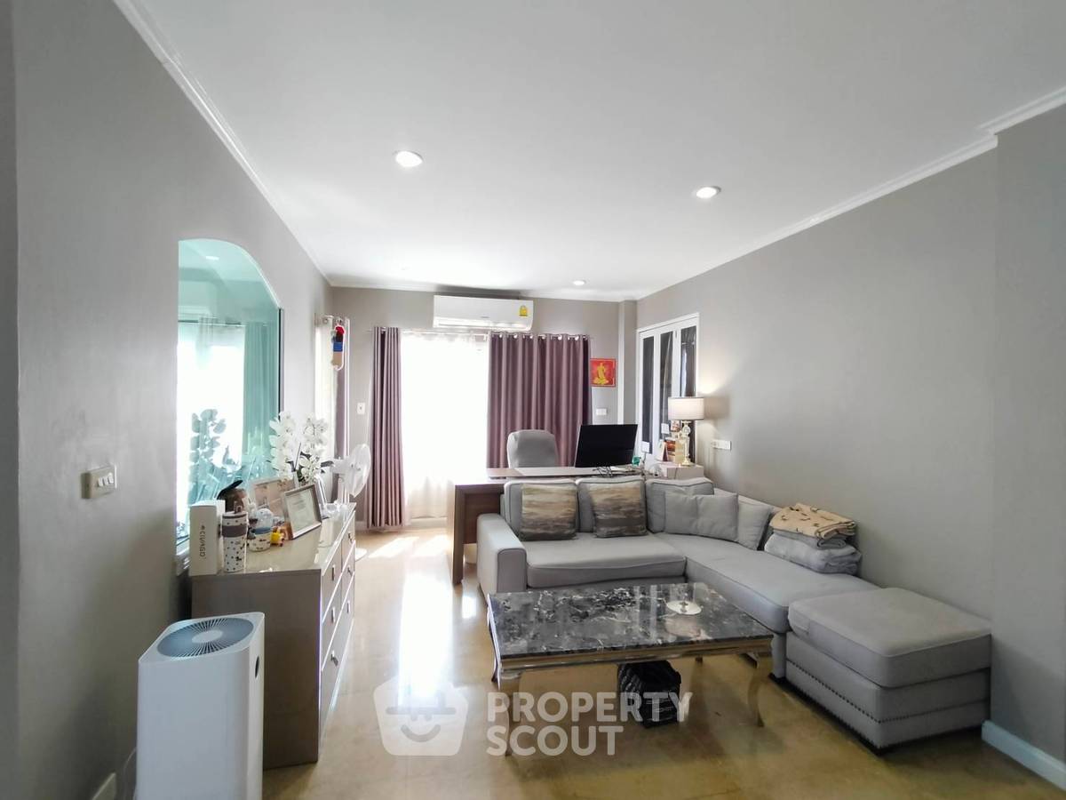 รูป บ้าน 4-ห้องนอน ที่ ชลลดา บางบัวทอง - รัตนาธิเบศร์ ใน บางคูรัด (ID 2786490) - รูปที่ 7/24