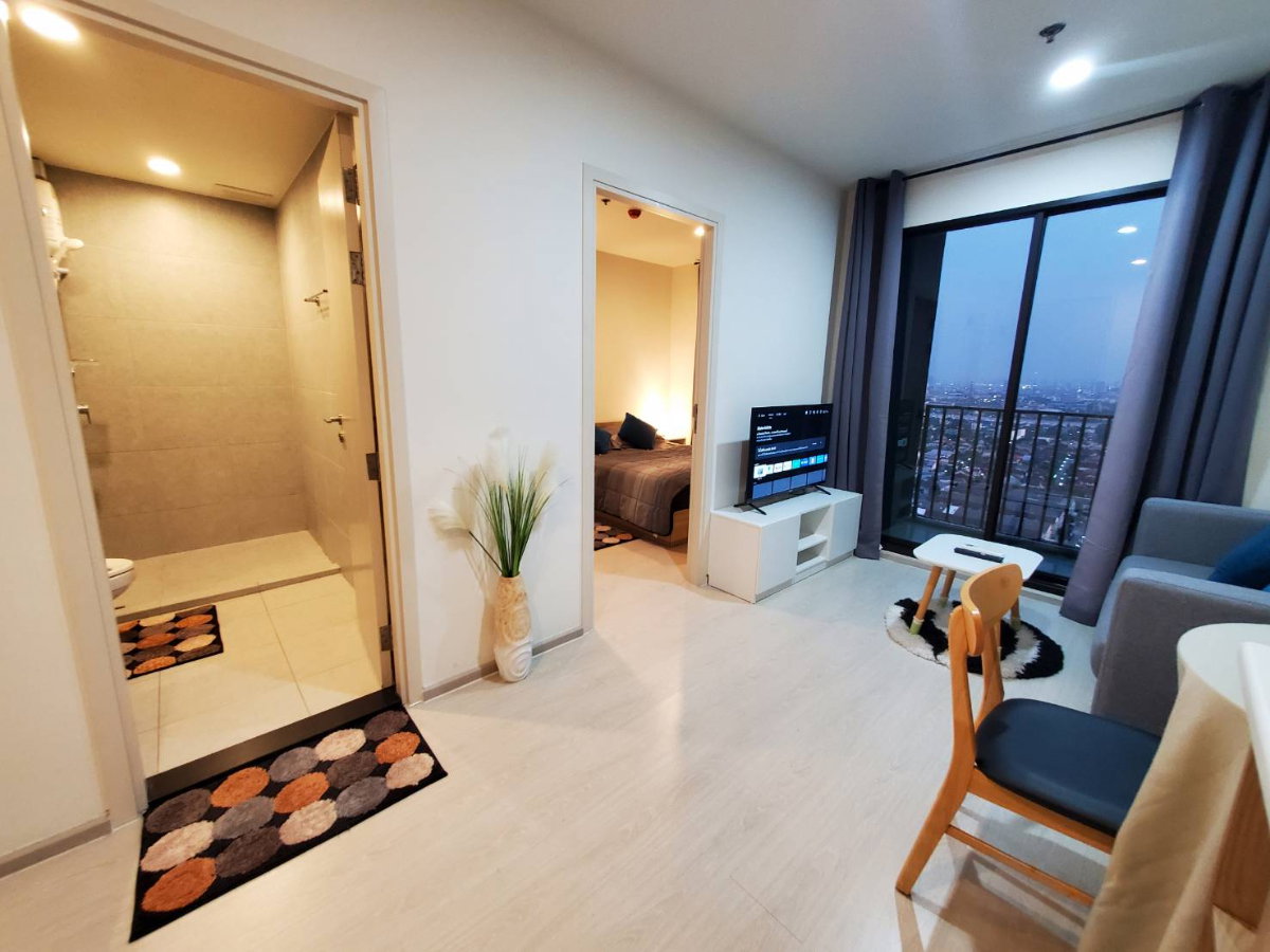 picture For Rent Condo NUE NOBLE  Chaengwattana 12,000 - 1/17