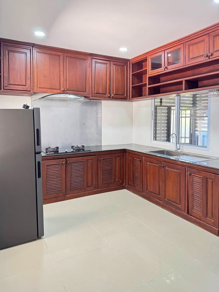 รูป ให้เช่าบ้านเชียงใหม่ 3 ห้องนอน ใกล้โรงเรียนนานาชาติและสนามบินเชียงใหม่ - รูปที่ 3/20