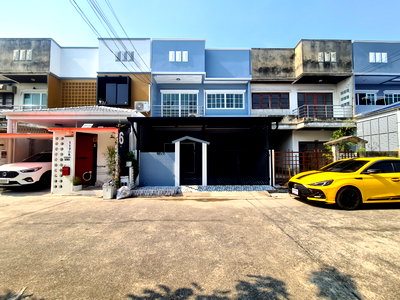 ทาวน์โฮม รร.ฤทธิยะวรรณาลัย 2 : ขายทาวน์เฮ้าส์สวยตกแต่งใหม่ทั้งหลังพร้อมเข้าอยู่ พร้อมโอน