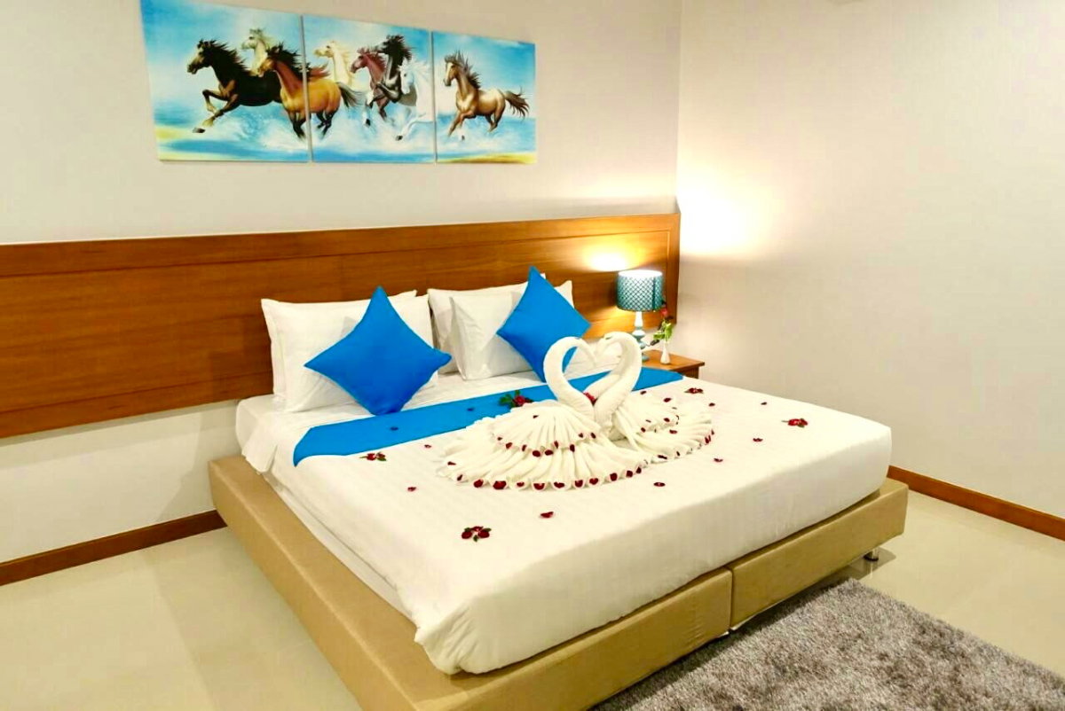 รูป พูลวิลล่าให้เช่า – ฉลอง 📍 ฉลอง 2 ห้องนอน | 2 ห้องน้ำ 🚗 จอดรถ 2 คัน ✅ เข้าอยู่ได้ 14 เม.ย. 2569 - รูปที่ 1/14