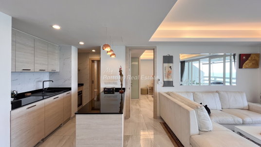 🛏️ 1 Bed - 🛁 1 Bath - 🏙️ Sea View - 🌏 FOREIGN name - 🏢 Grand Condotel Pattaya - Ref: GCJ06