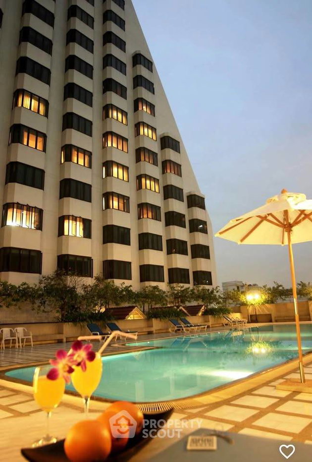 รูป คอนโด 1-ห้องนอน ที่ ออมนิ ทาวเวอร์ ใกล้ BTS นานา (ID 2788091) - รูปที่ 1/17