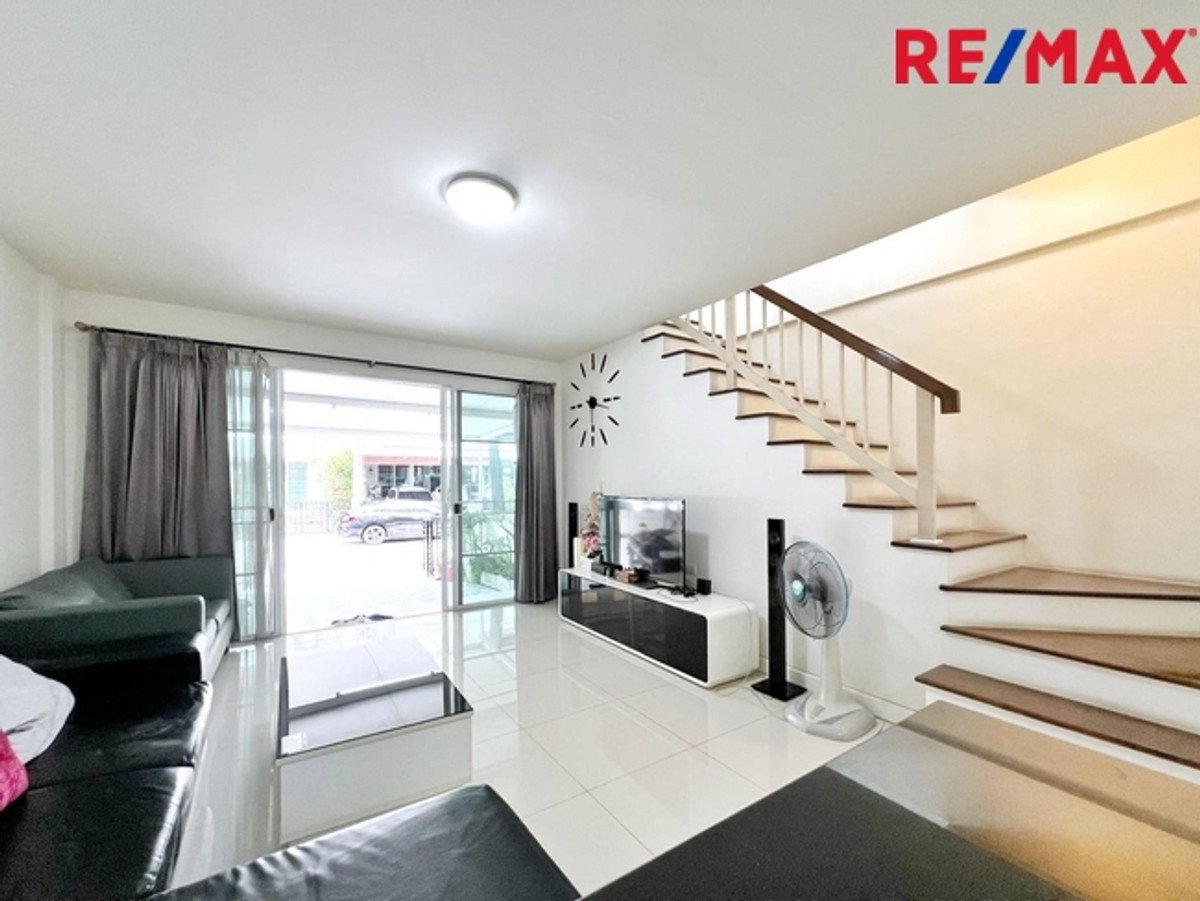 รูป โครงการ Town Avenue พระราม 9 (กรุงเทพกรีฑา ซอย 7) ใกล้โรงเรียนนานาชาติเวลลิงตัน และ โรงเรียนนานาชาติไบรท์ตัน คอลเลจ - รูปที่ 10/48