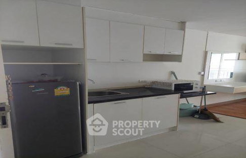 1-BR Condo at Sindhorn Residence near BTS Ratchadamri (ID 1563770)