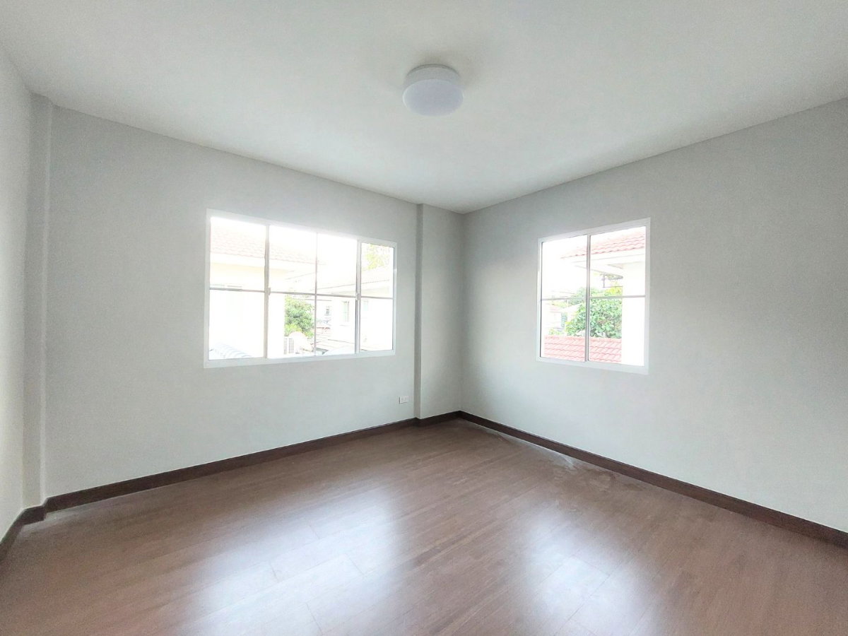 รูป ย้ายเข้าอยู่ได้เลย บ้านเดี่ยวพื้นที่เยอะ 254 ตร.ม. ตอบโจทย์ครอบครัวใหญ่ ในสังคมคุณภาพ ถนนโครงการใหญ่ ใกล้โรงเรียนและโรงพยาบาลชั้นนำ - รูปที่ 20/23