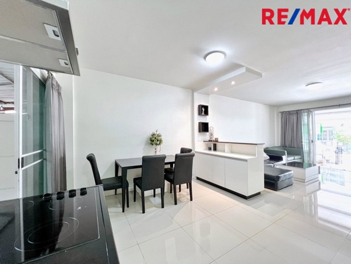 รูป โครงการ Town Avenue พระราม 9 (กรุงเทพกรีฑา ซอย 7) ใกล้โรงเรียนนานาชาติเวลลิงตัน และ โรงเรียนนานาชาติไบรท์ตัน คอลเลจ - รูปที่ 14/48