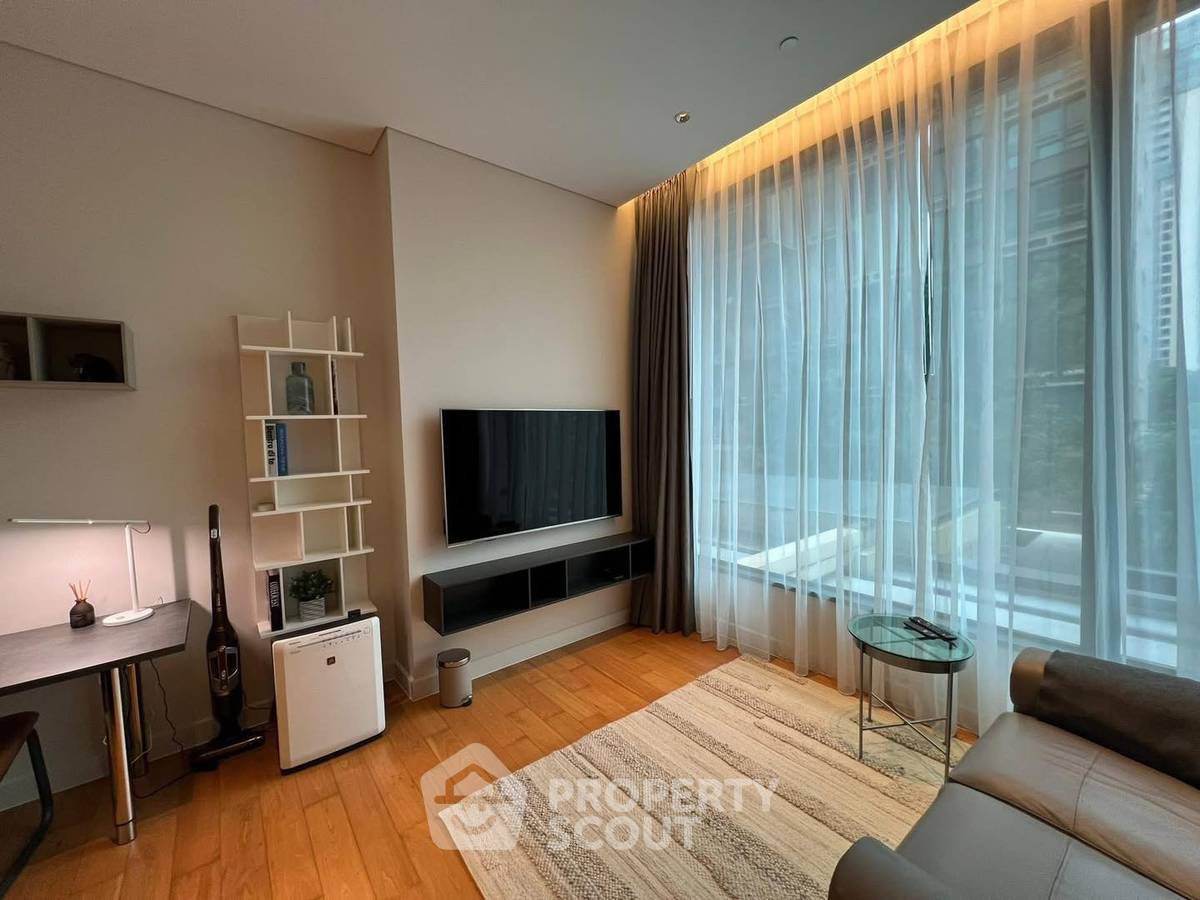 picture 1-BR Condo at Sindhorn Residence near BTS Ratchadamri (ID 2217951) - 2/9