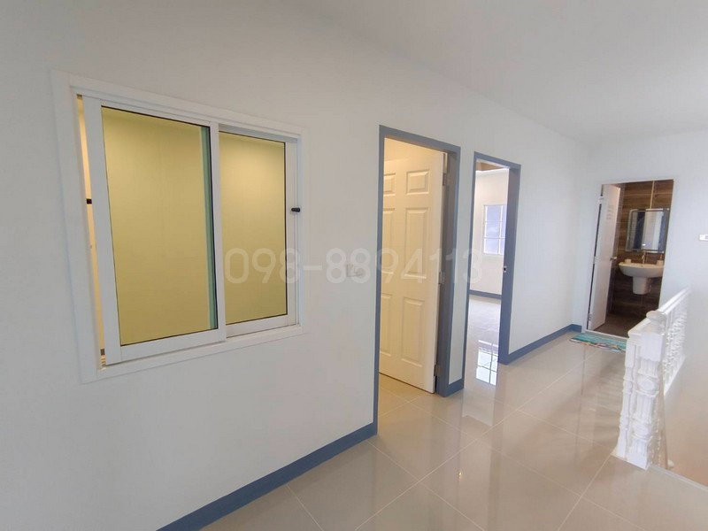 รูป ขายทาวน์เฮ้าส์ 2 ชั้น รีโนเวทใหม่ มบ.เคซี3 หทัยราษฎร์ 39 เนื้อที่ 22.5 ตรว 3นอน 2น้ำ ใกล้แฟชั่นไอส์แลนด์ - รูปที่ 6/8