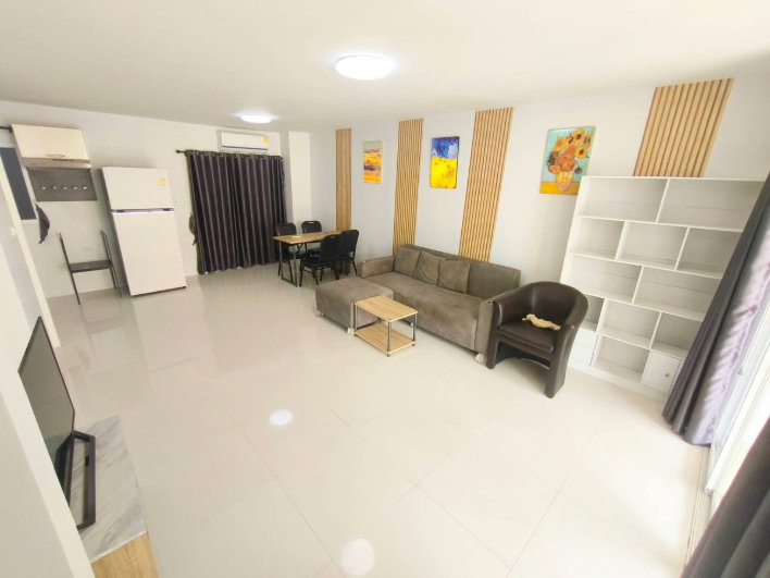 รูป ให้เช่าทาวน์โฮมใหม่ 3 ชั้นสไตล์มอรอคโค ใกล้ ม.บูรพา บางแสน - รูปที่ 15/16