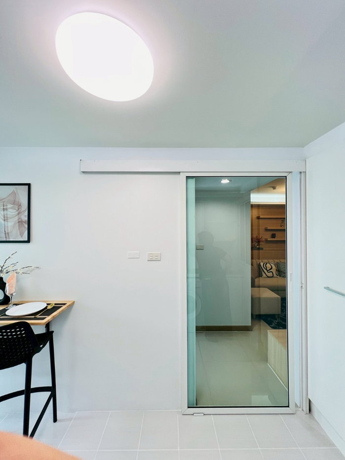 รูป ห้องใหญ่ ติดถ.ลาดพร้าว 112-114 เลอฌ็อง พรีเมี่ยม พร้อมอยู่ ที่จอดรถเยอะมาก นัดดูห้อง 099-7829466 - รูปที่ 6/15