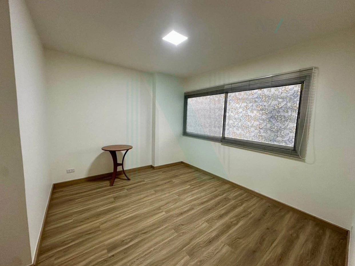 รูป 📌 ขายคอนโด การ์เด้น คอร์ท อาคาร 1 ชั้น 4 2 ห้องนอน ขนาด 89 ตรม ใกล้ สวนเฉลิมพระเกียรติ - รูปที่ 7/8