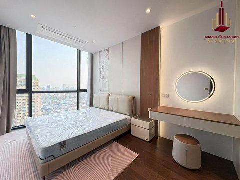 ✨ For Rent: Supalai ICON Sathorn Condo ✨  💰 Only 100,000 THB/month