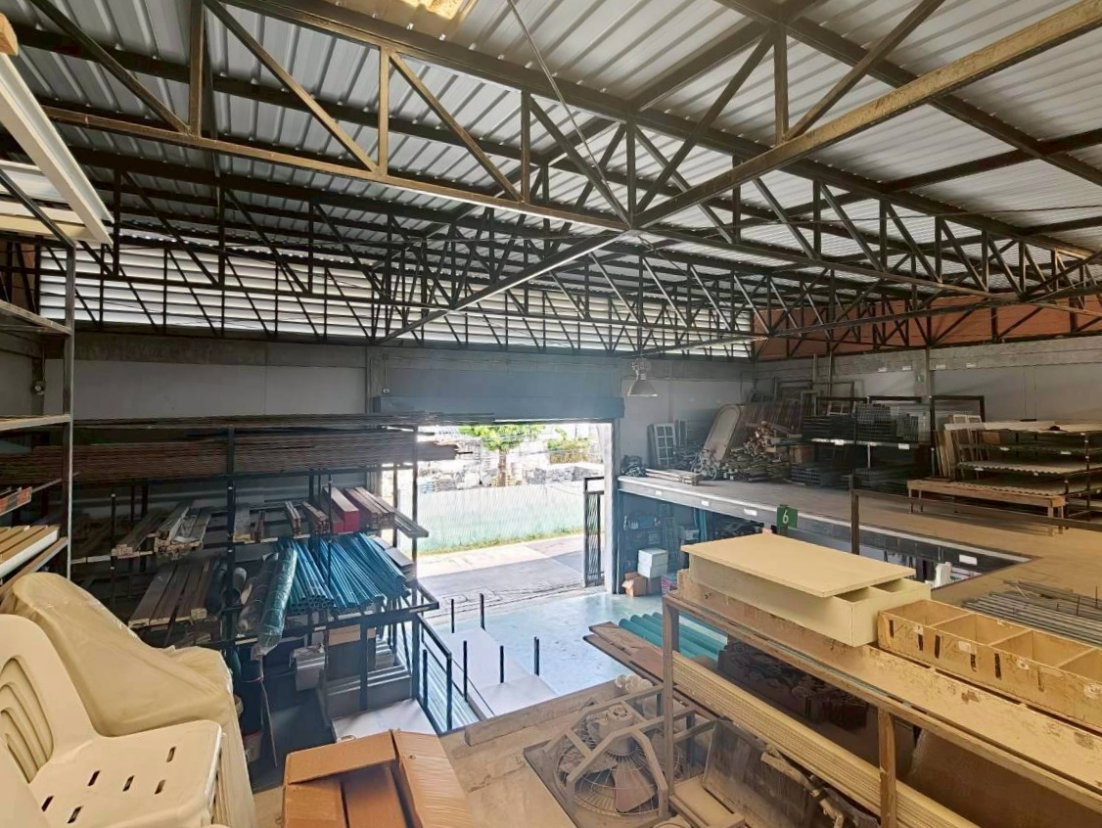 รูป ให้เช่า สำนักงาน อาคารพาณิชย์ 3 คูหา พร้อมโกดัง ลาดพร้าว101 โยธินพัฒนา เนื้อที่ 180 ตร.ว. พื้นที่ใช้สอย 905 ตรม. ใกล้เลียบด่วน - รูปที่ 24/32