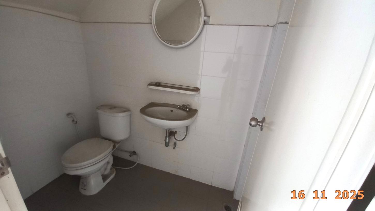 รูป อาคารพาณิชย์ 36 ตร.วา จักรไพศาล 18 ศรีราชา ชลบุรี 5M - รูปที่ 26/32